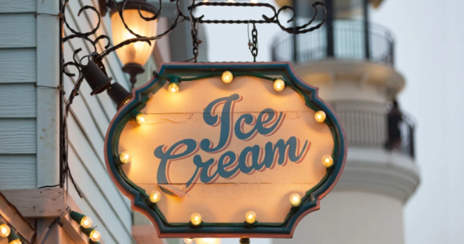 Delightful Scoops: Exploring Karachi's Finest Ice Cream Parlors