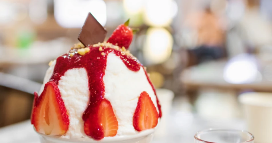 Delightful Scoops: Exploring Karachi's Finest Ice Cream Parlors