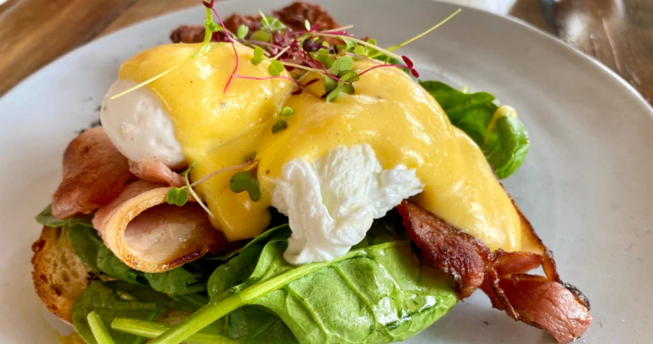 Savor the Morning: Exploring Karachi's Premier Breakfast Destinations