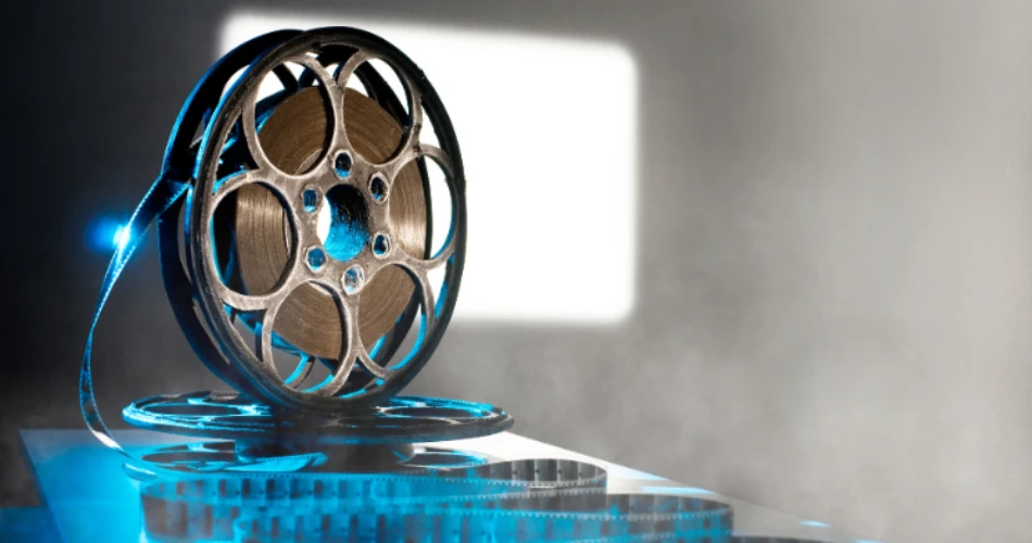 Unveiling Karachi's Cinematic Gems: A Journey Through the City's Premier Movie Theaters