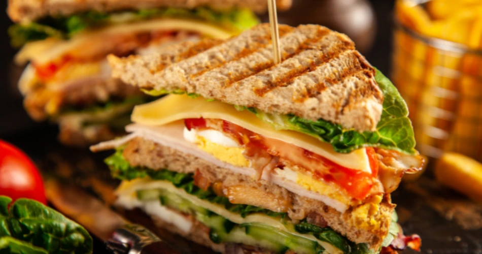 Discover Karachi: 10 Must-Visit Cafés for Every Enthusiast