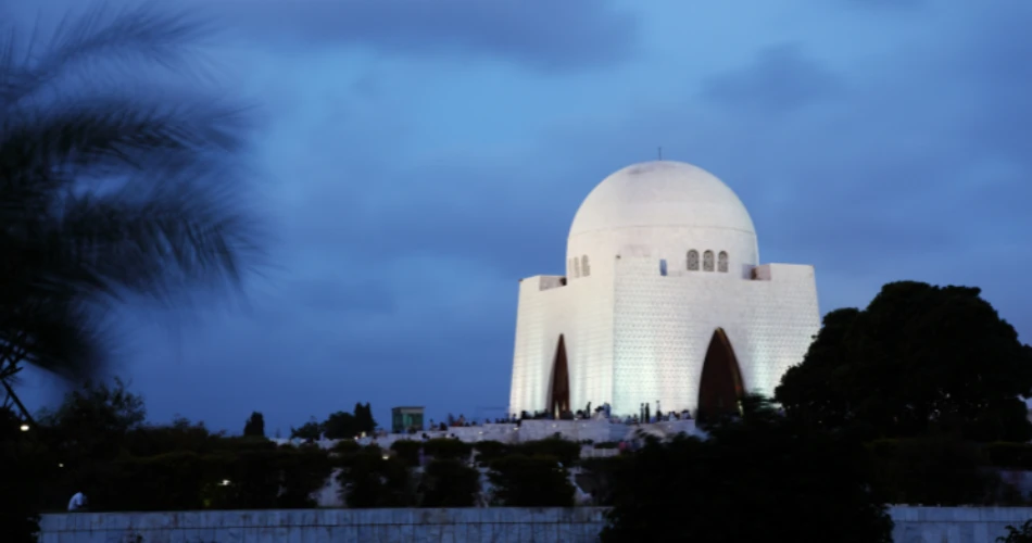 Karachi Unveiled: Top 10 Must-Visit Attractions