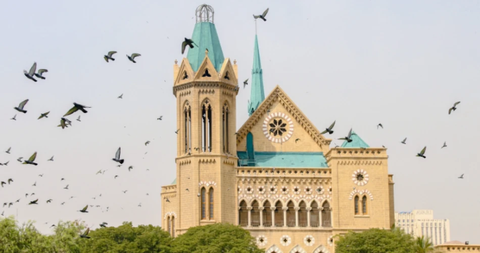 Karachi Unveiled: Top 10 Must-Visit Attractions
