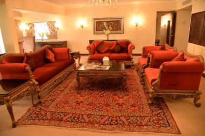 Karachi Marriott Hotel - image 4