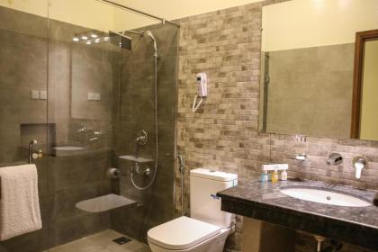 Dreamworld Resort Hotel and Golf Course - image 6