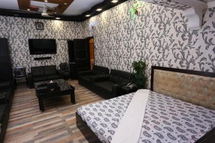 Hotel Regine Inn - image 13