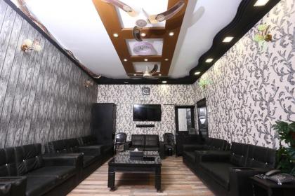 Hotel Regine Inn - image 19