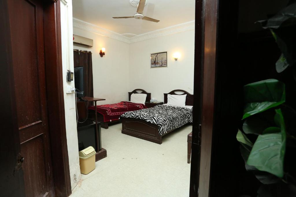 Hotel Regine Inn - image 5
