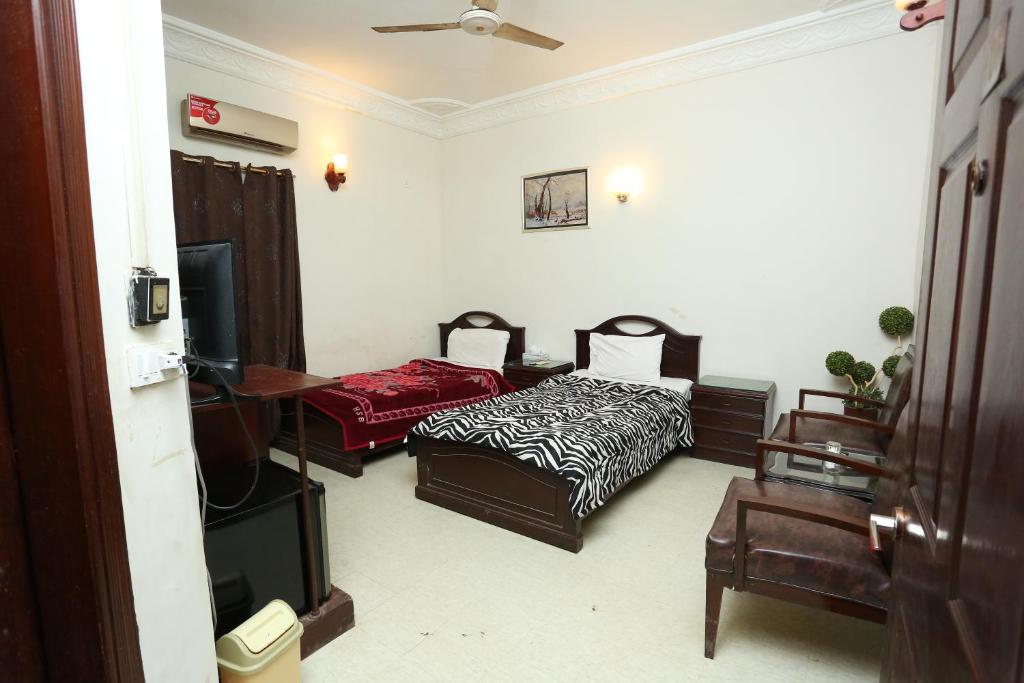Hotel Regine Inn - image 7