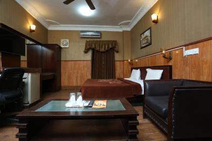 Hotel Regine Inn - image 8