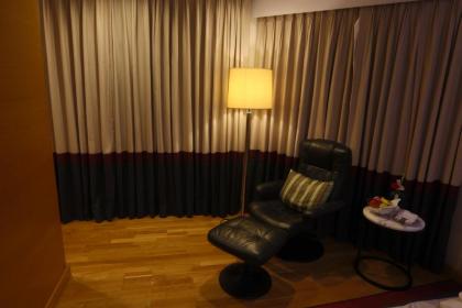Avari Tower Karachi - image 15