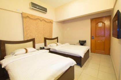 Royal Inn Hotel - image 16