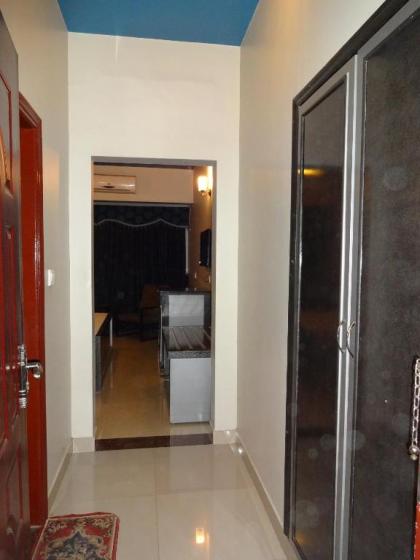 Hotel Sky Towers - image 4