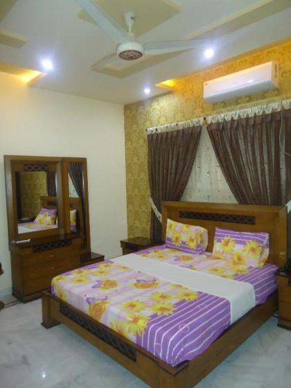 Patel Residency Guest House - image 16