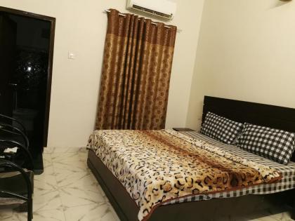 Karachi Guest House - Gulshan - image 4