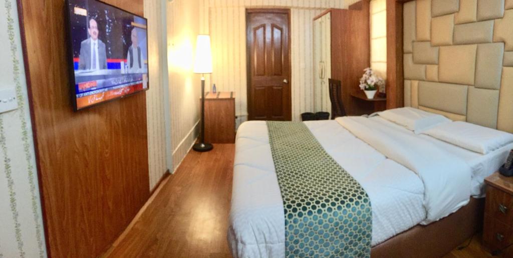 Star Guest House - image 7
