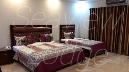 Seaview Lodge Guest House - image 4