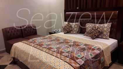 Seaview Lodge Guest House - image 8