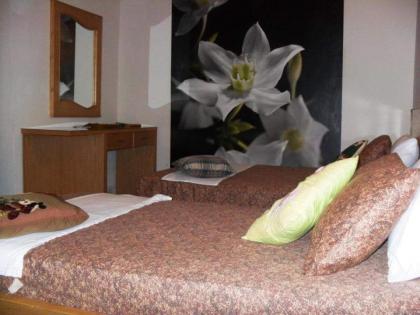 Hotel Rooms DHA - image 3