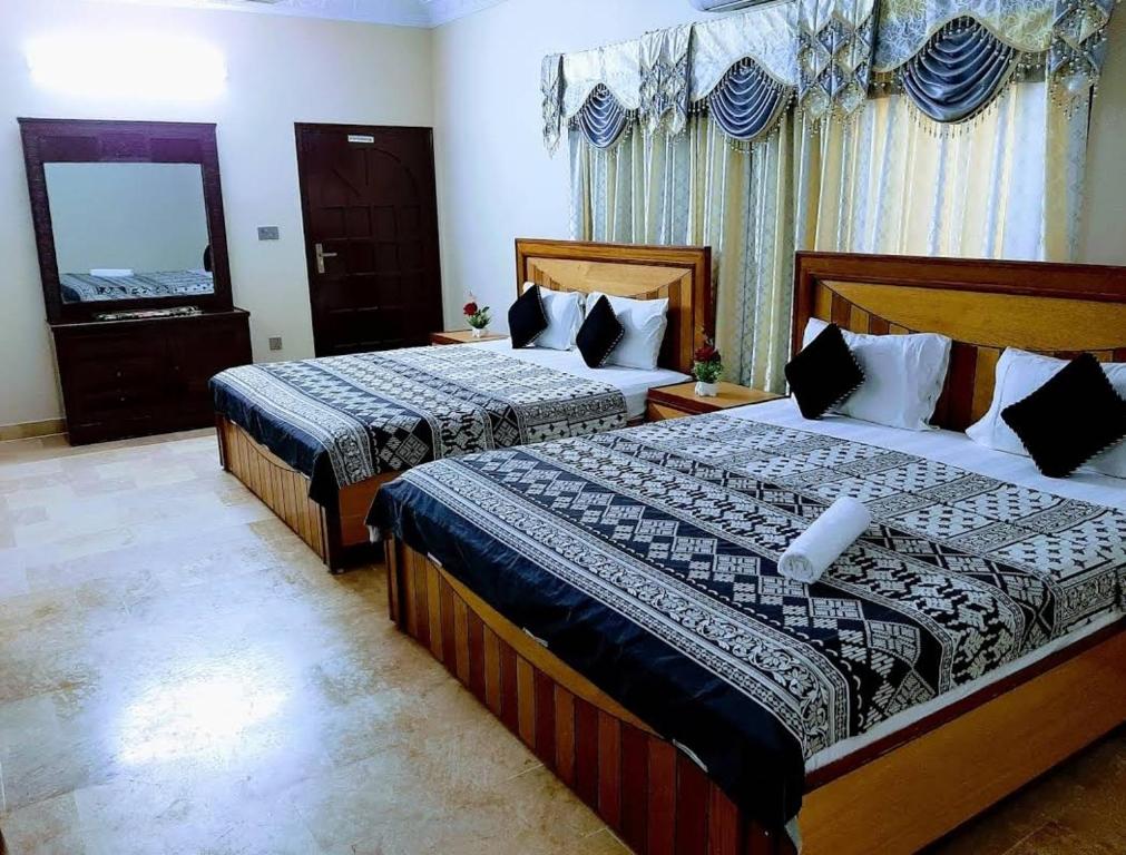 Galaxy Inn Guest House - image 4