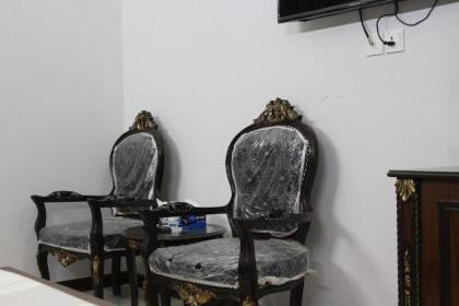 Patel Residency Guest House 2 - image 12