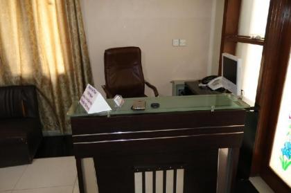 Clifton Guest Houses - image 3