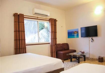 The Motel Royal Fantasy - image 11