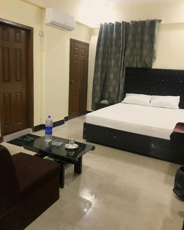 Hotel Second Home - image 5