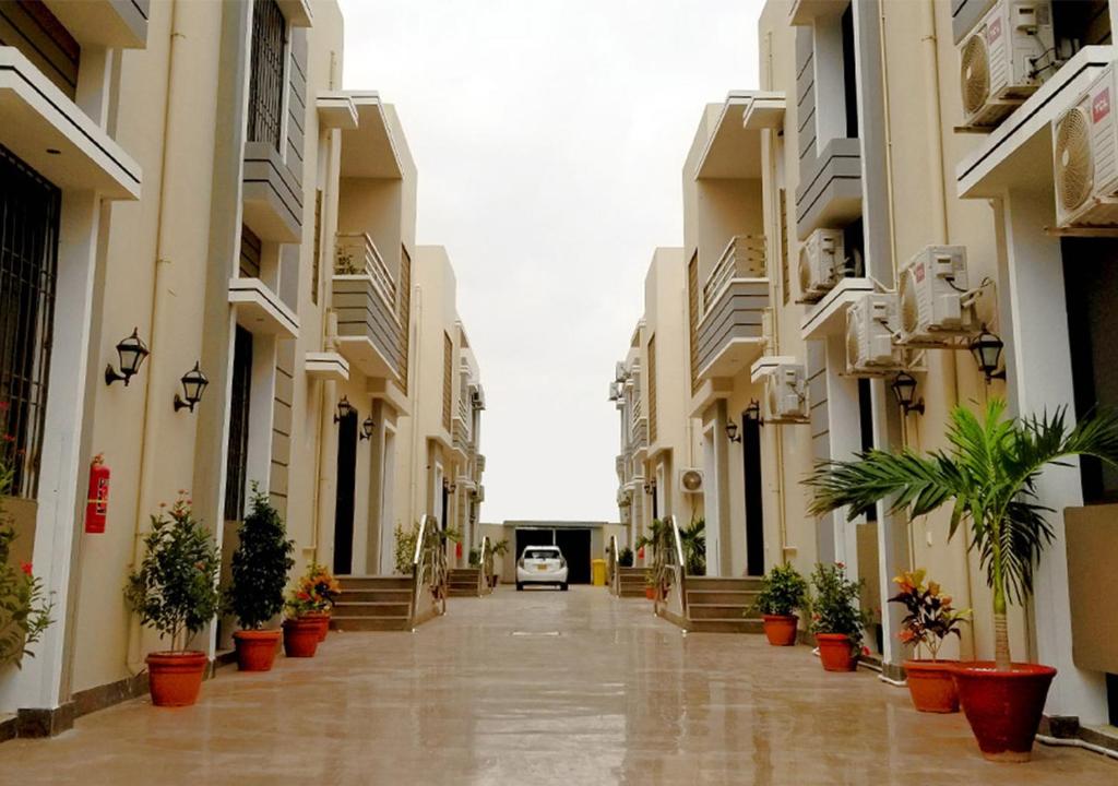 Zifan Hotel & Suites - main image