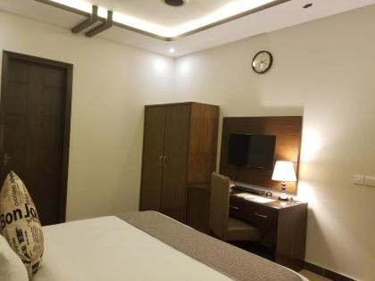 Zifan Hotel & Suites - image 11