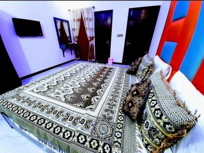 Galaxy Inn Guest House - image 16