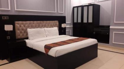 Galaxy Inn Guest House - image 2