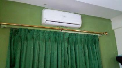 Hotel Swiss - image 8
