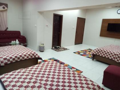 Kingston Motel - image 10