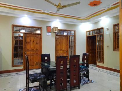 Embassy inn Guest House - image 6