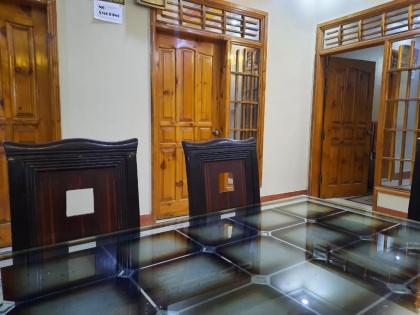 Embassy inn Guest House - image 9