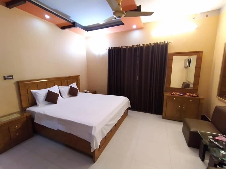 Royal Residency Guest House Karachi - image 2