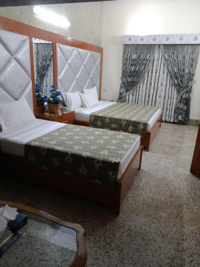 Rehaish Inn PECHS - image 5