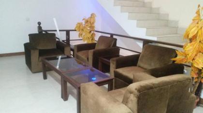 Hotel Comfort INN (R) - image 2