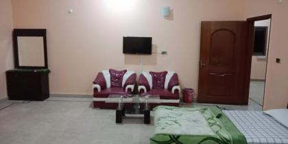 Shayan Residency Guest House - image 3