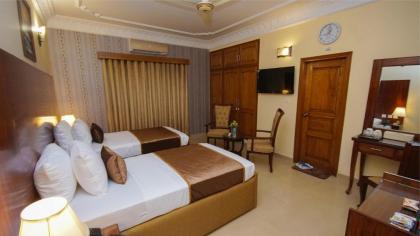 World Inn Karachi - image 11