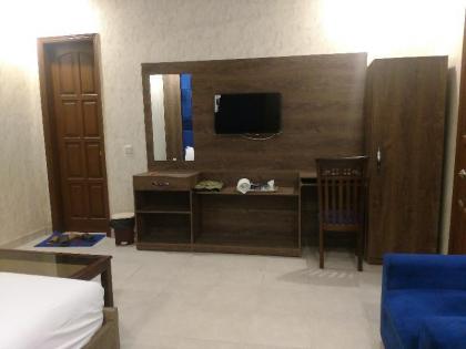 Comfort Inn - image 7