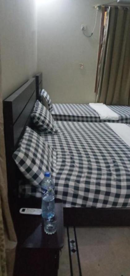 Hotel Elegant Karachi - image 7