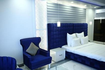 Beach Resort - image 7