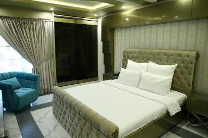 Beach Resort - image 9
