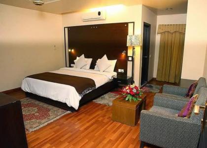 Hira Guest House - image 1