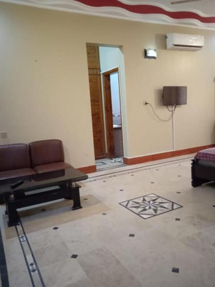 Elegant Palace Guest House - image 15