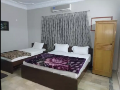 Hotel Classic Inn - image 4