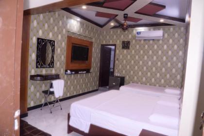Sapphire Guest House - image 6
