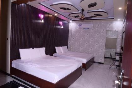 Sapphire Guest House - image 7
